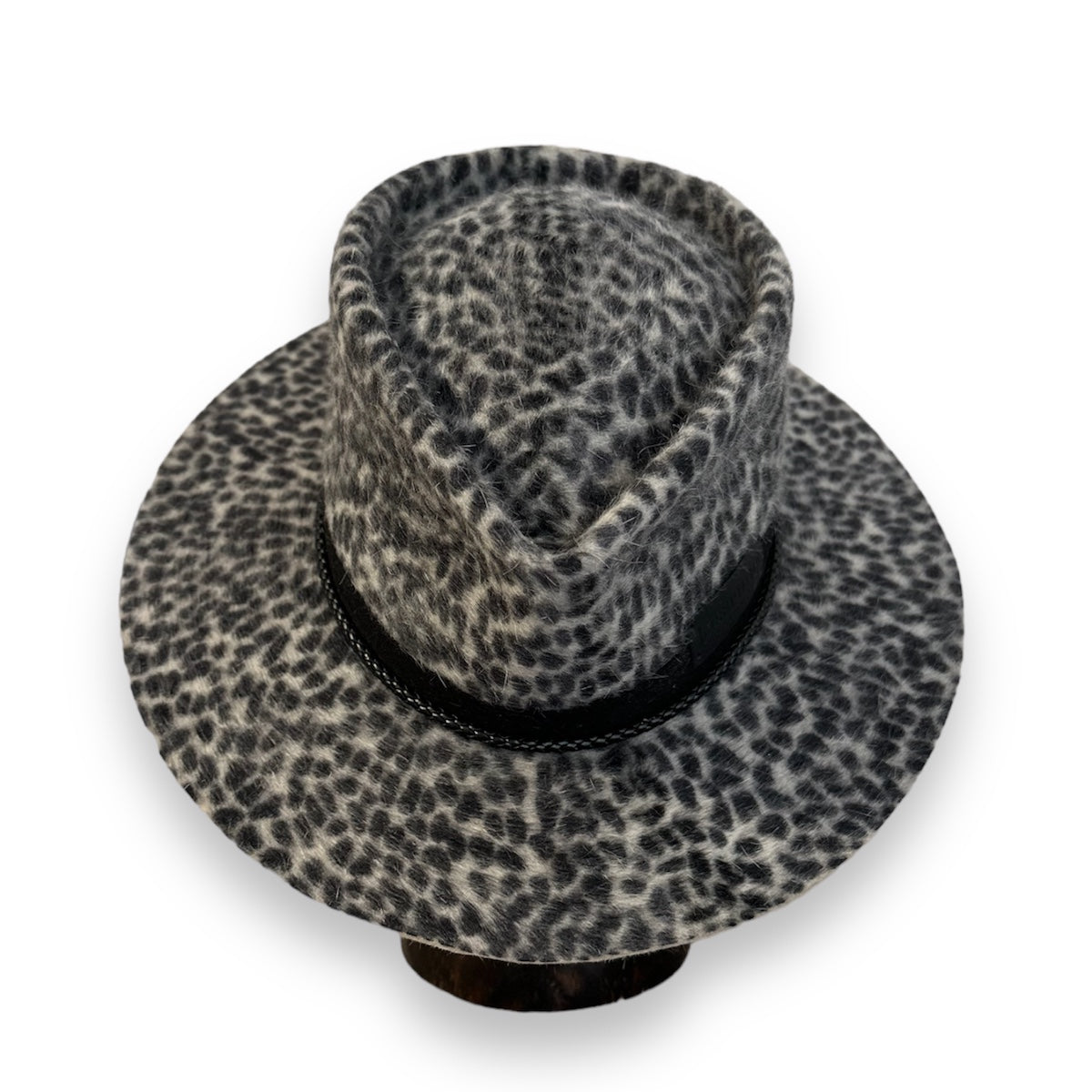 SIBERIAN LEOPARD hat