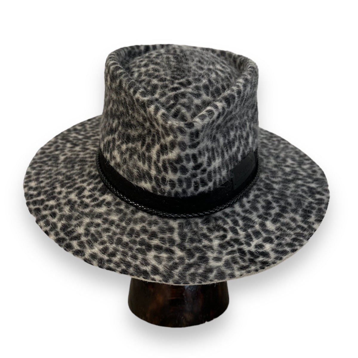 SIBERIAN LEOPARD hat