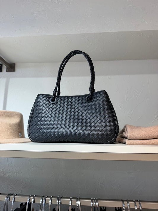 Black leather bag Trendy Confession middle size