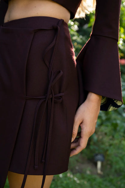 "Tarot" burgundy skirt with bows by Airène