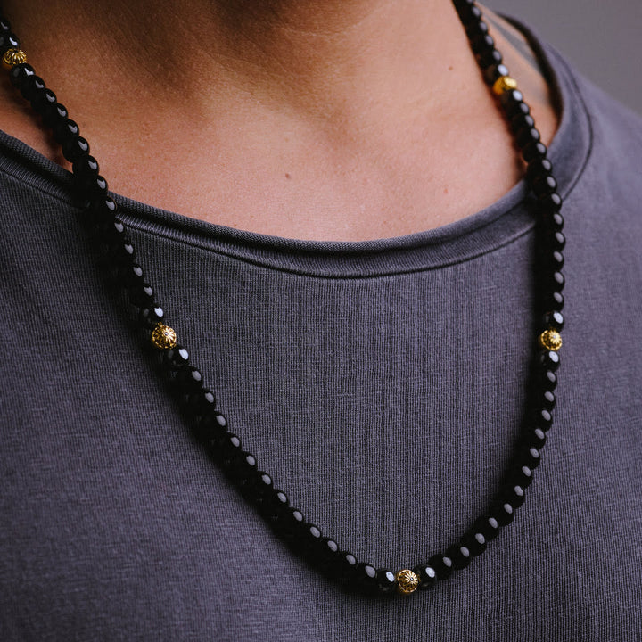 Огърлица ONYX AND HEMATITE IN GOLD