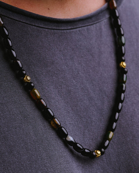 NECKLACE WITH BLACK AGATE AND EBONY WOOD IN GOLD