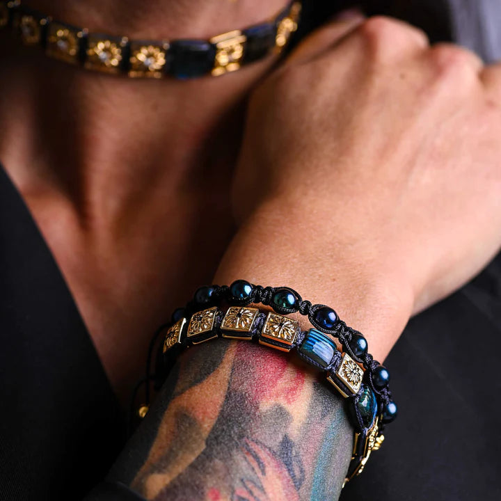 FLAT-BEAD BRAIDED CHOCKER WITH LABRADORITE IN GOLD - THE RAYDANCER